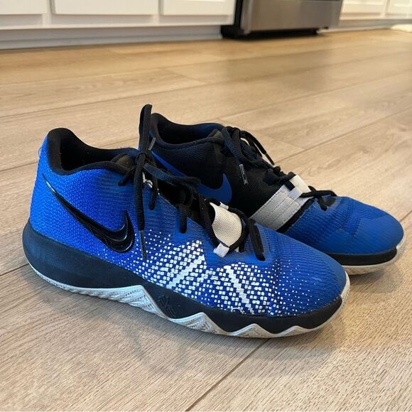 Nike Kyrie Flytrap Royal Blue Kentucky Hyper Cobalt GS Sneakers Size 7Y/8.5W - Picture 1 of 10